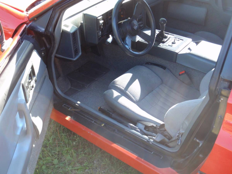 Illustration for article titled At $12,500, Is This 1988 Pontiac Fiero GT Mera A Great Pretender?
